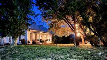 Mustard Seed Bed & Breakfast on the Llano