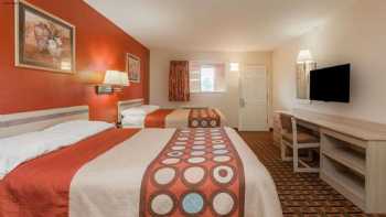 Super 8 by Wyndham Athens TX