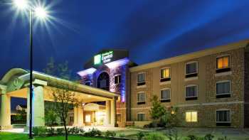 Holiday Inn Express & Suites Mansfield, an IHG Hotel