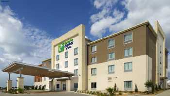 Holiday Inn Express & Suites Bay City, an IHG Hotel