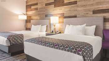 La Quinta Inn & Suites by Wyndham Dallas - Wylie