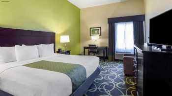 La Quinta Inn & Suites by Wyndham New Braunfels