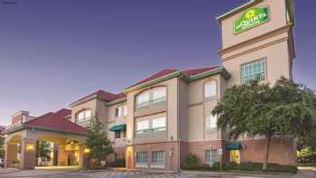 La Quinta Inn & Suites by Wyndham Houston West at Clay Road