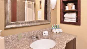 Holiday Inn Express & Suites San Antonio NW-Medical Area, an IHG Hotel