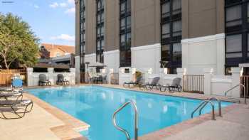 Holiday Inn Express San Antonio-Airport, an IHG Hotel