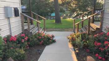 Kickapoo Shores Waterfront Cottages