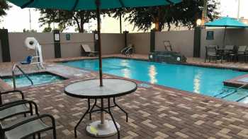 La Quinta Inn & Suites by Wyndham Mission at West McAllen