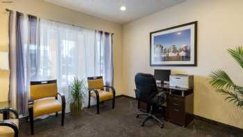 Quality Inn & Suites West Chase