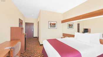 Microtel Inn & Suites by Wyndham Aransas Pass/Corpus Christi