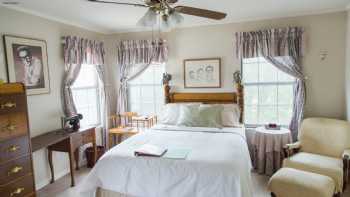 Woodrow House Bed & Breakfast