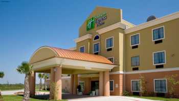 Holiday Inn Express & Suites Kingsville, an IHG Hotel