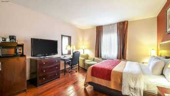 Quality Inn Kingsville Hwy 77