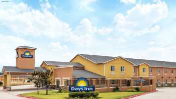 Days Inn by Wyndham Rockdale Texas