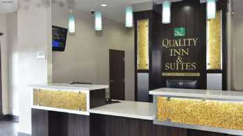 Quality Inn & Suites Kenedy - Karnes City