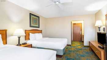 La Quinta Inn & Suites by Wyndham El Paso East