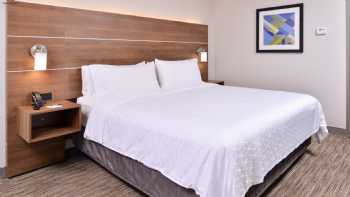 Holiday Inn Express & Suites Selma, an IHG Hotel