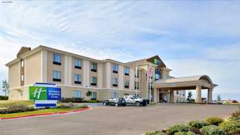 Holiday Inn Express & Suites Schulenburg, an IHG Hotel