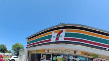 7-Eleven