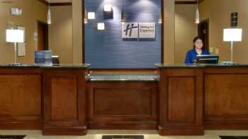 Holiday Inn Express & Suites Sealy, an IHG Hotel