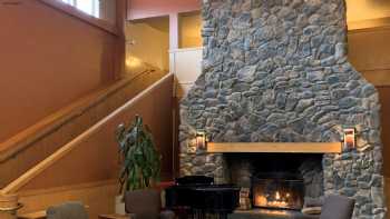 Grand Aleutian Hotel