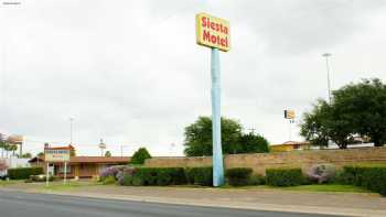 Siesta motel