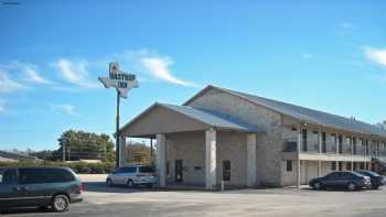 Bastrop Inn