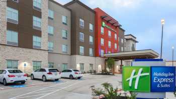 Holiday Inn Express & Suites Houston - Hobby Airport Area, an IHG Hotel