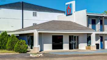 Motel 6 Sulphur Springs, TX