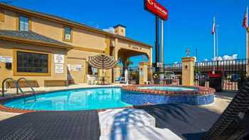 Econo Lodge Inn & Suites Corpus Christi