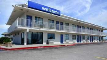 Motel 6 Galveston, TX