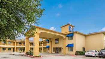 Americas Best Value Inn & Suites Tomball