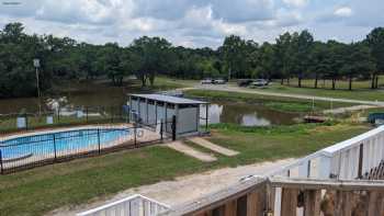 Harmon Creek Marina RV Resort and Campground