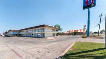 Motel 6 Del Rio, TX