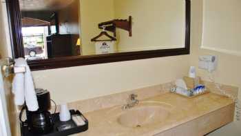 Americas Best Value Inn & Suites Hempstead Prairie View