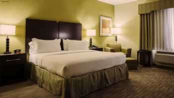 Holiday Inn Express & Suites Waller - Prairie View, an IHG Hotel