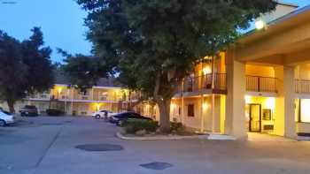 Dallas Suites & Inn