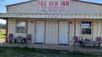 Fox Den Inn