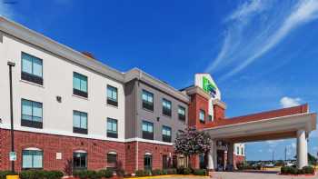 Holiday Inn Express & Suites Sealy, an IHG Hotel