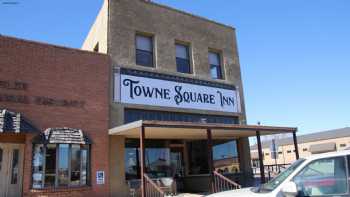 Towne Square Inn