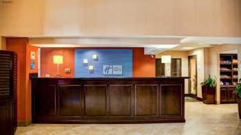 Holiday Inn Express & Suites Tyler South, an IHG Hotel