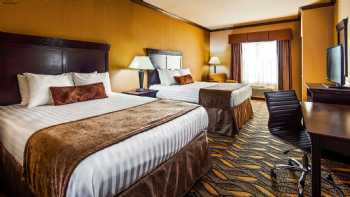 Best Western Red River Inn & Suites