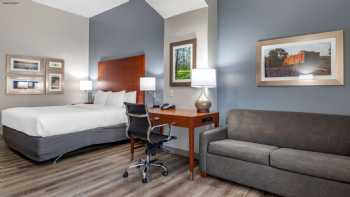 Comfort Inn & Suites