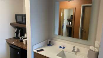 Holiday Inn Express & Suites Scottsbluff-Gering, an IHG Hotel