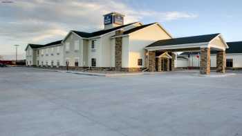 Cobblestone Hotel & Suites - Broken Bow