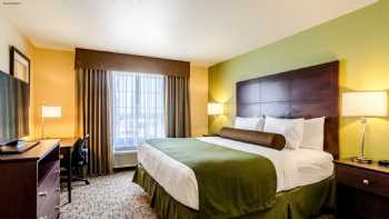 Cobblestone Hotel & Suites - McCook