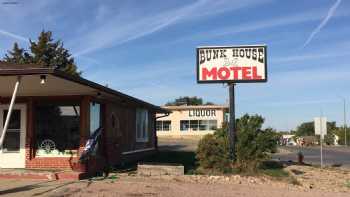 Bunk House Motel