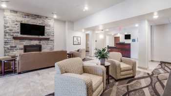 Cobblestone Inn & Suites - Holdrege