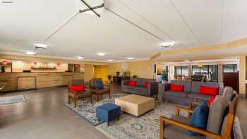 Country Inn & Suites by Radisson, Lincoln Airport, NE