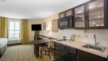 Candlewood Suites Bellevue, an IHG Hotel