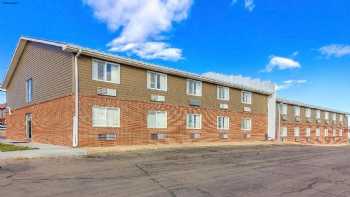 Sky-Palace Inn & Suites McCooK